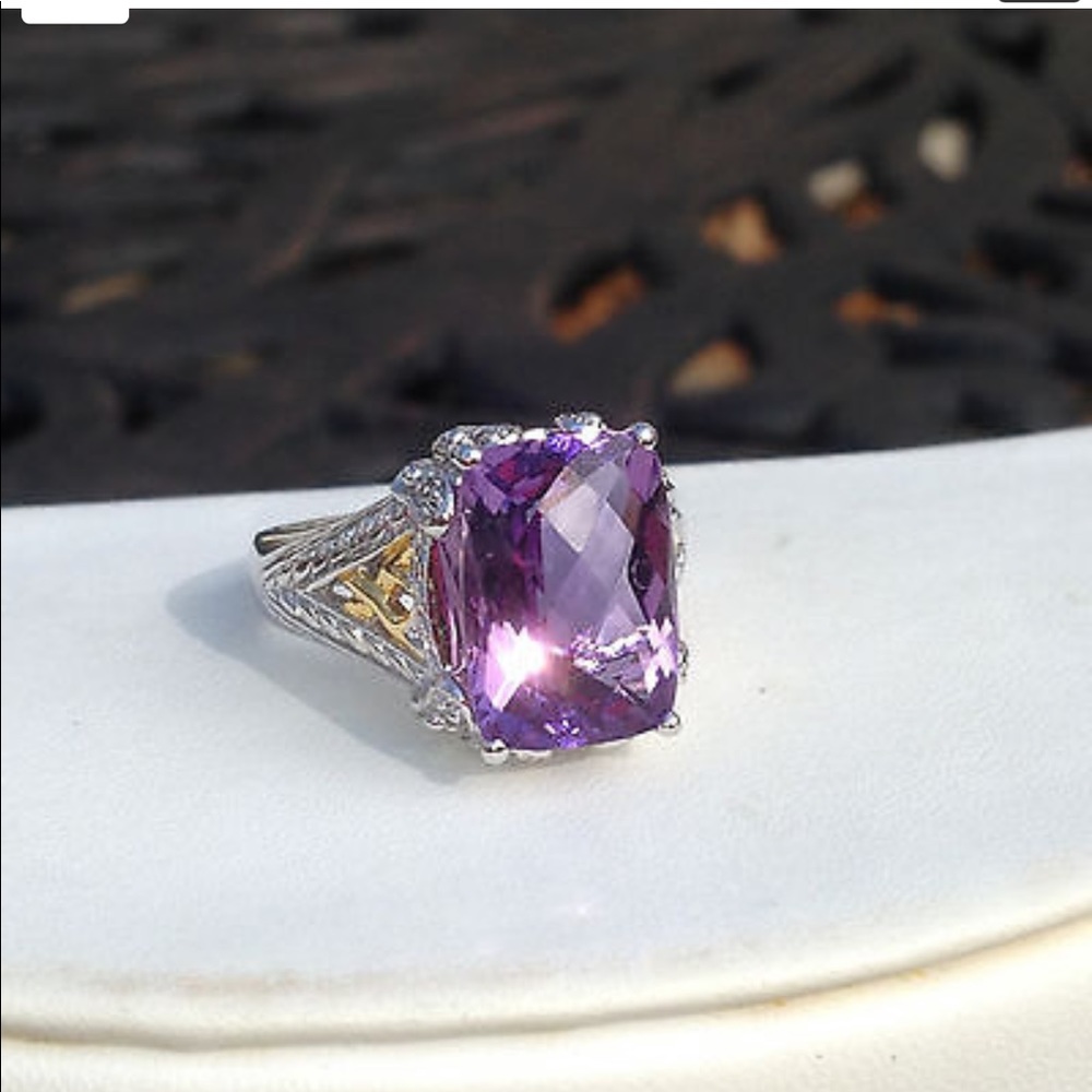 Silver Victoria Wieck Ring Amethyst